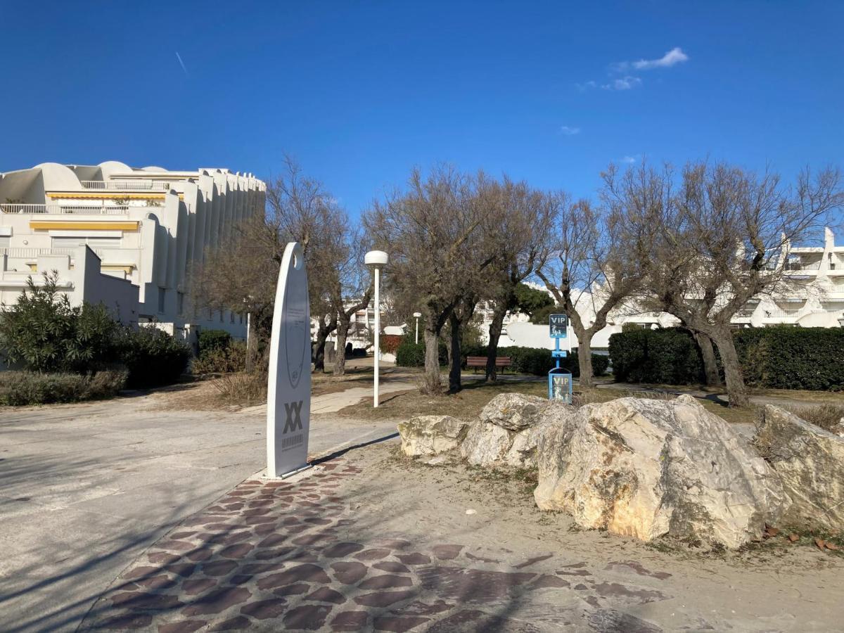 Ancre bleue***, 1ère ligne plage, piscine, Clim. La Grande Motte Extérieur photo